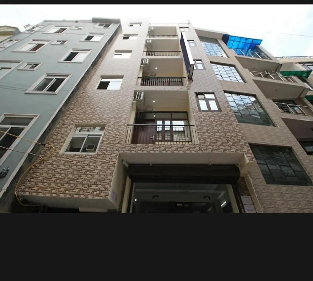 ניו דלהי Surya Palace